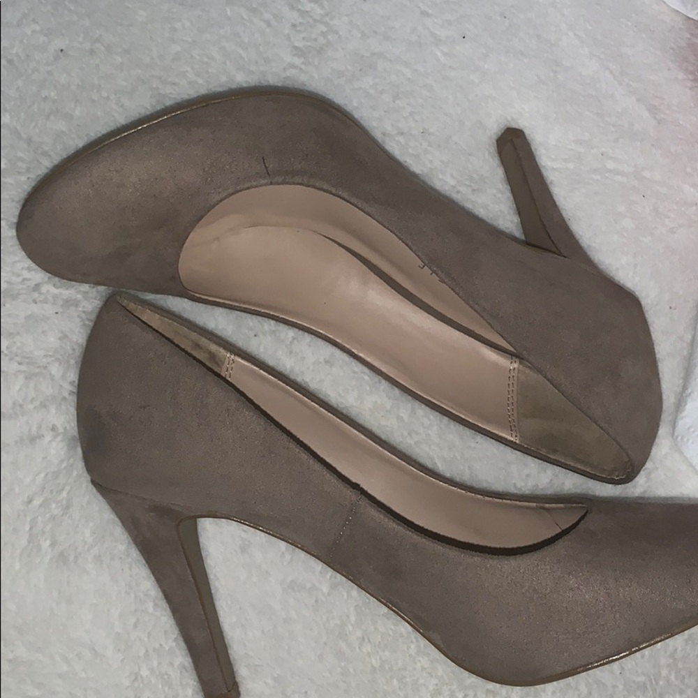 kelly and katie heals